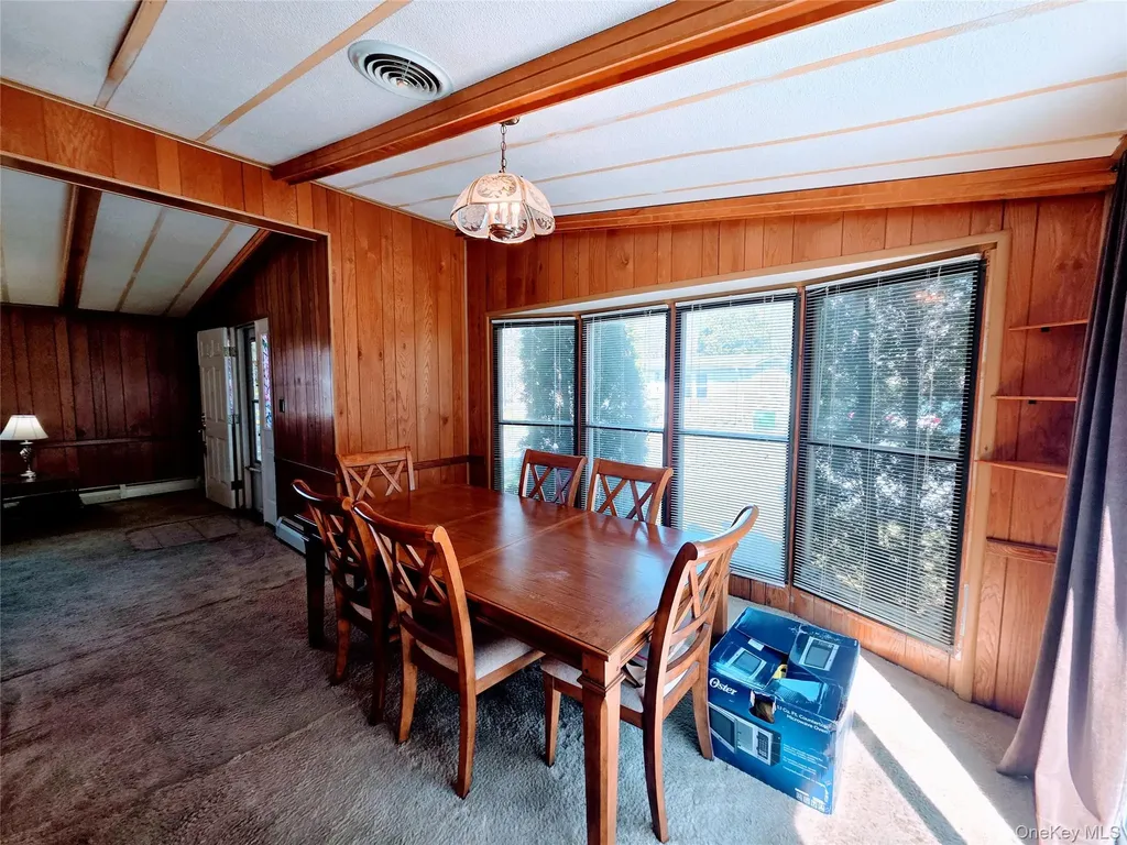 6 Short Lane Hyde Park NY 12538