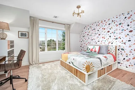 114 Random Farms Drive Chappaqua NY 10514