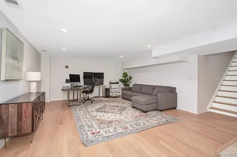 114 Random Farms Drive Chappaqua NY 10514