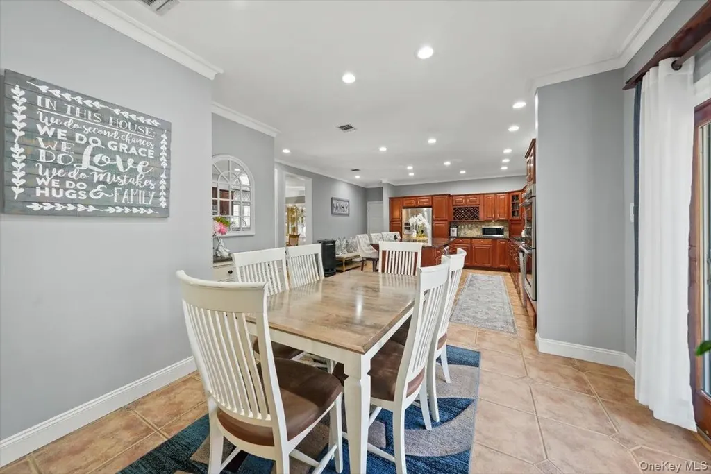 16 Lori Lane Chester NY 10918
