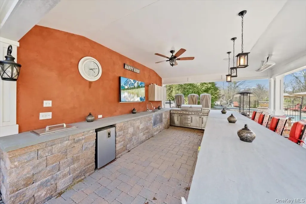 16 Lori Lane Chester NY 10918