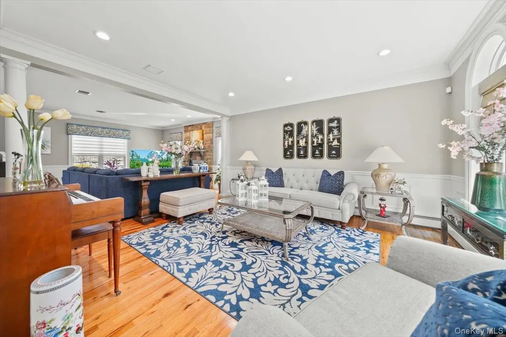 16 Lori Lane Chester NY 10918