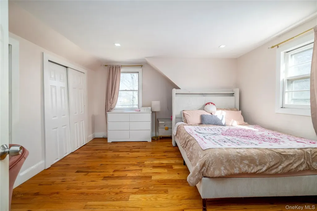 258 Benson Avenue Elmont NY 11003