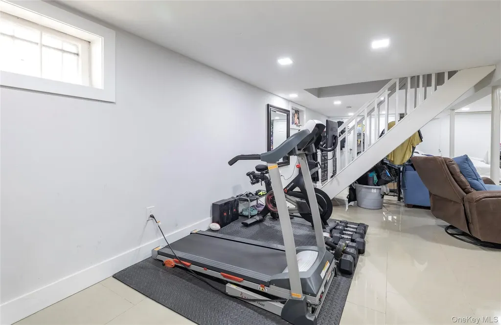 258 Benson Avenue Elmont NY 11003