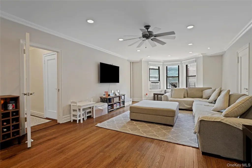 1080 Warburton Avenue Yonkers NY 10701
