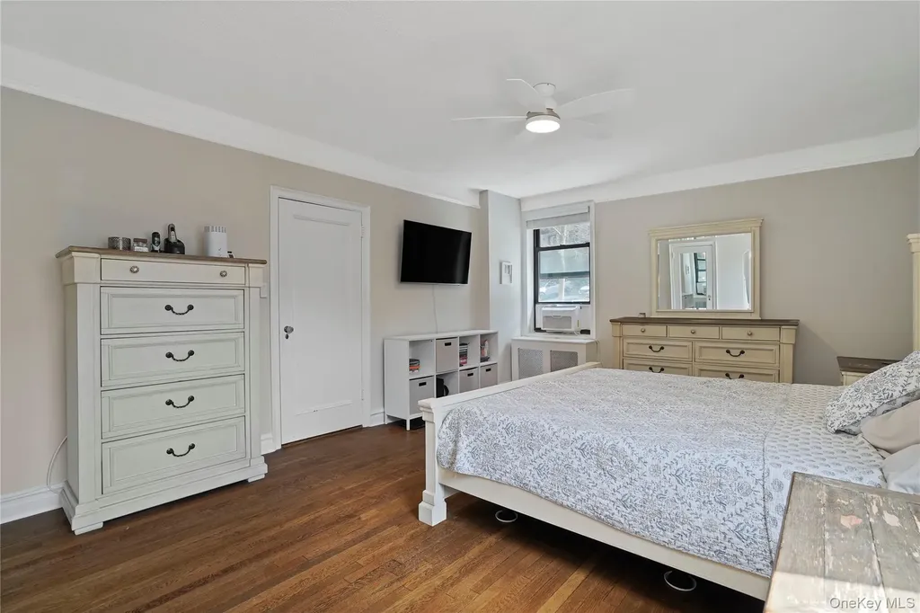 1080 Warburton Avenue Yonkers NY 10701