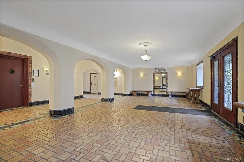 1080 Warburton Avenue Yonkers NY 10701