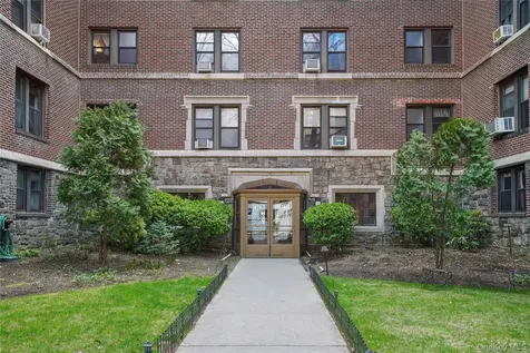 1080 Warburton Avenue Yonkers NY 10701