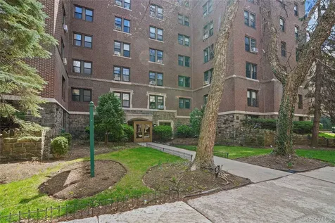 1080 Warburton Avenue Yonkers NY 10701