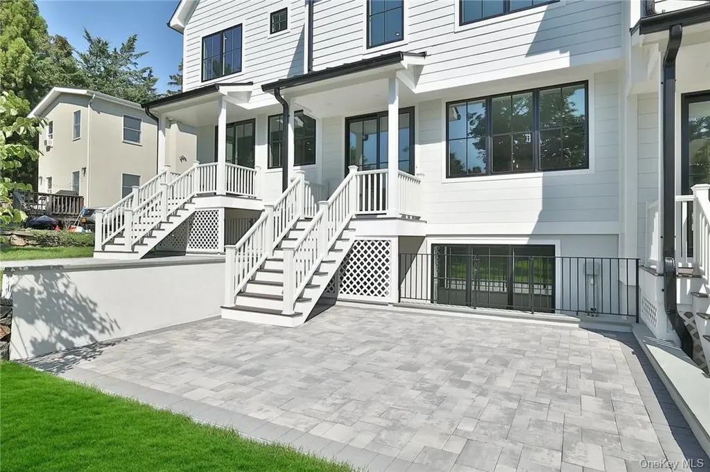 40 Devoe Street Dobbs Ferry NY 10522