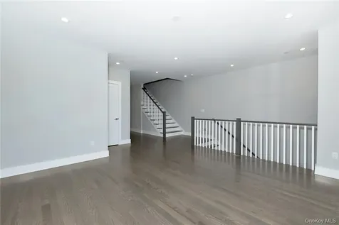 40 Devoe Street Dobbs Ferry NY 10522