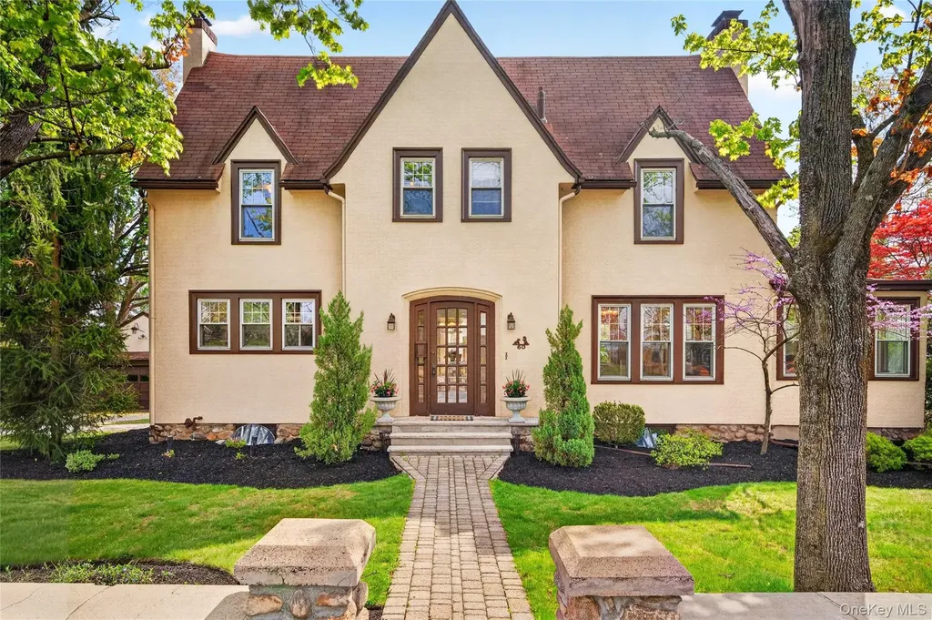 60 Old Middletown Road Pearl River NY 10965