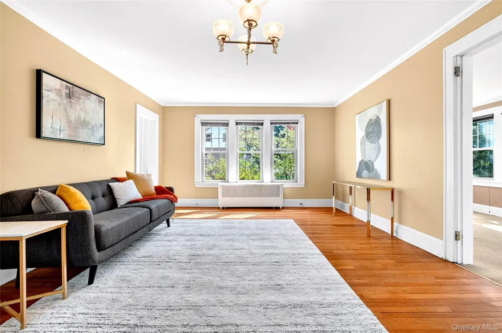 60 Old Middletown Road Pearl River NY 10965