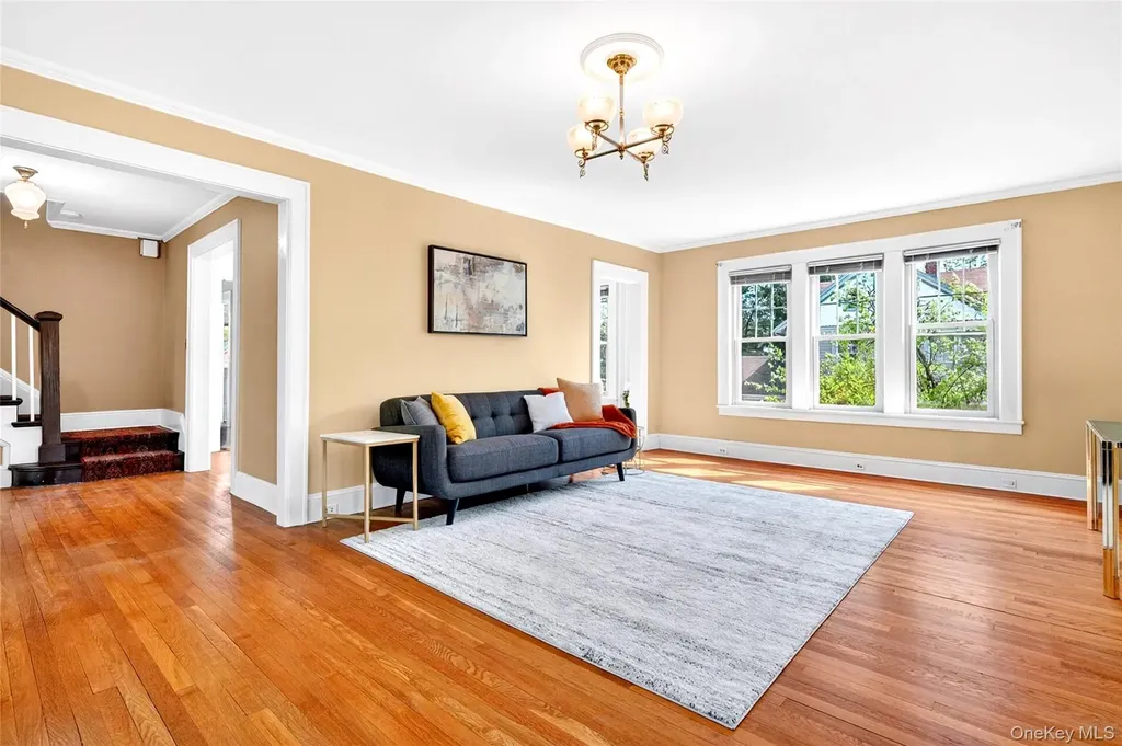 60 Old Middletown Road Pearl River NY 10965