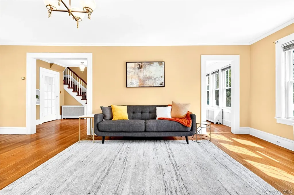 60 Old Middletown Road Pearl River NY 10965