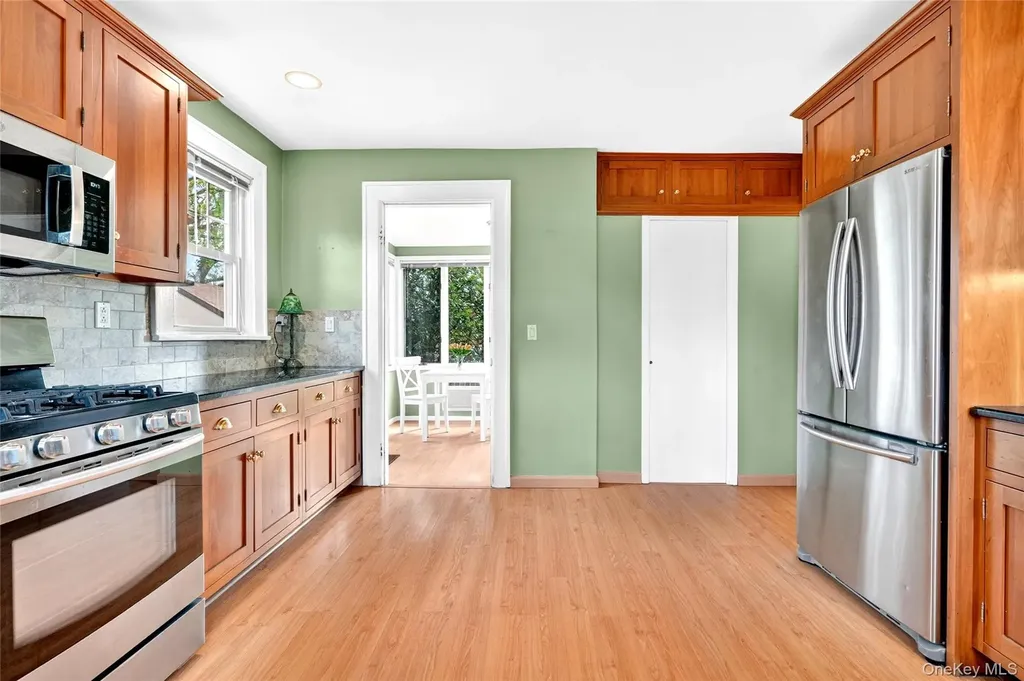 60 Old Middletown Road Pearl River NY 10965