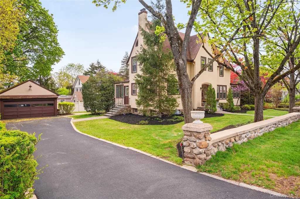60 Old Middletown Road Pearl River NY 10965