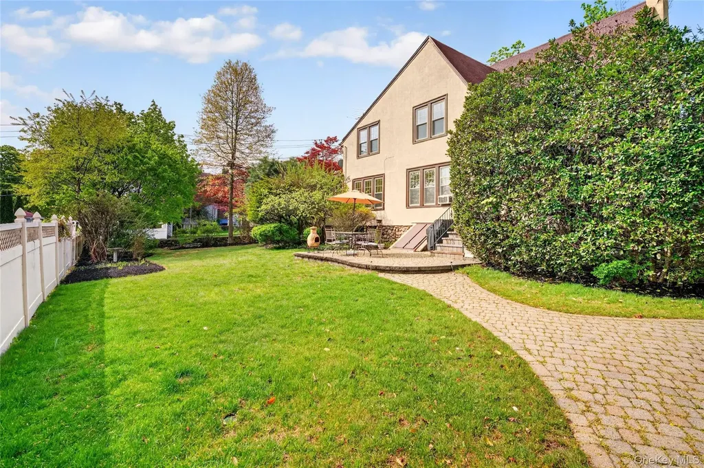 60 Old Middletown Road Pearl River NY 10965