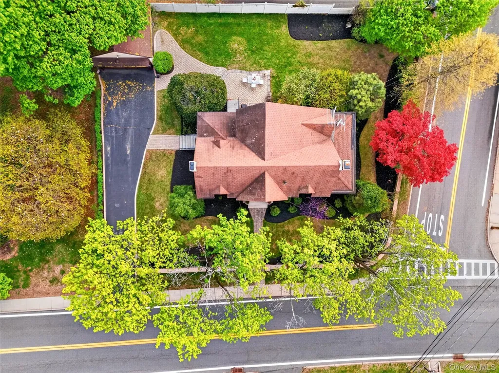 60 Old Middletown Road Pearl River NY 10965