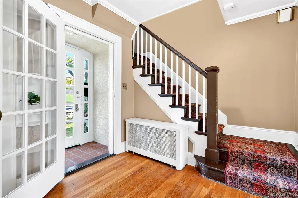 60 Old Middletown Road Pearl River NY 10965