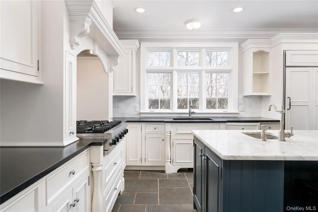 9 Old Field Road Setauket NY 11733