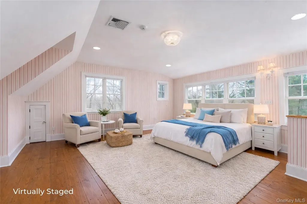9 Old Field Road Setauket NY 11733