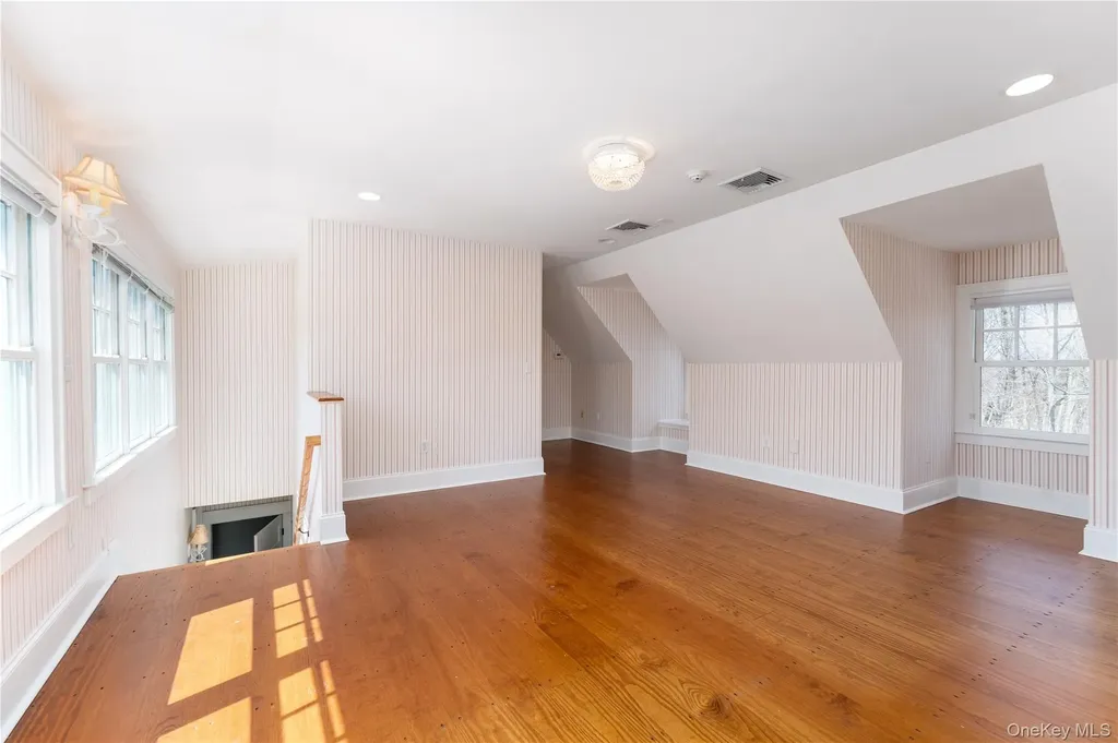 9 Old Field Road Setauket NY 11733