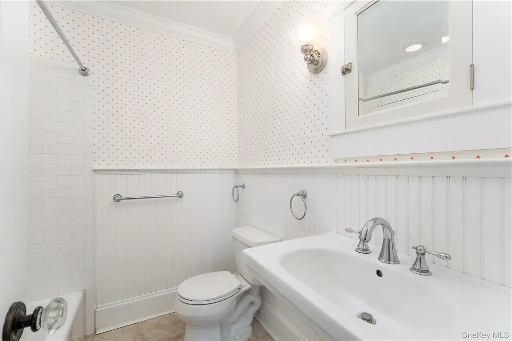 9 Old Field Road Setauket NY 11733