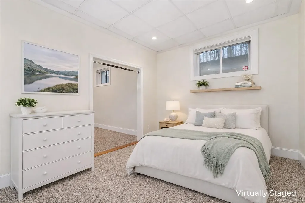 9 Old Field Road Setauket NY 11733