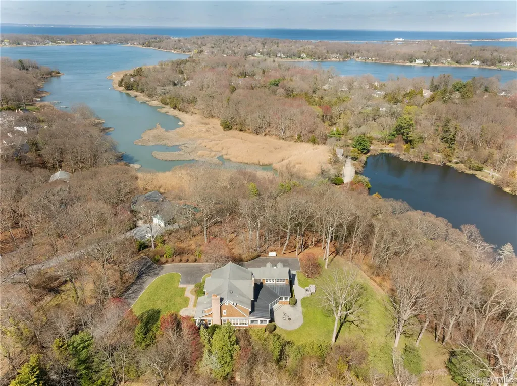 9 Old Field Road Setauket NY 11733