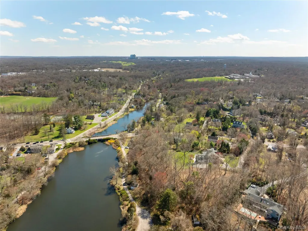 9 Old Field Road Setauket NY 11733