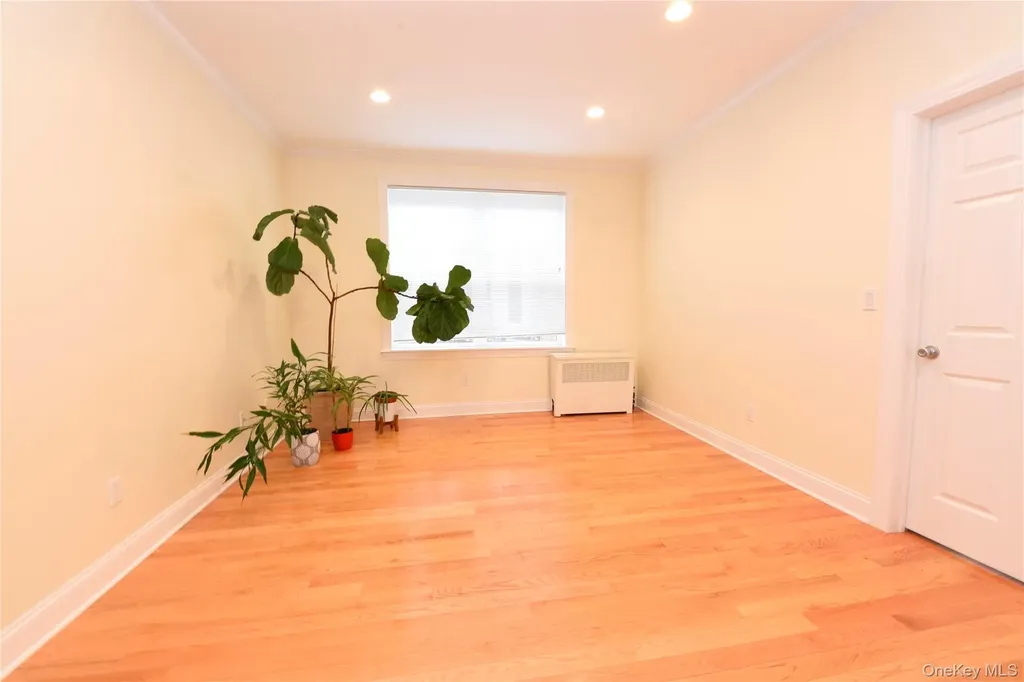 2056 Continental Avenue Bronx NY 10461