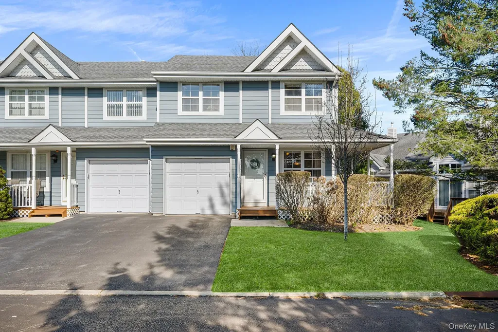 1 Spruce Lane Central Islip NY 11722