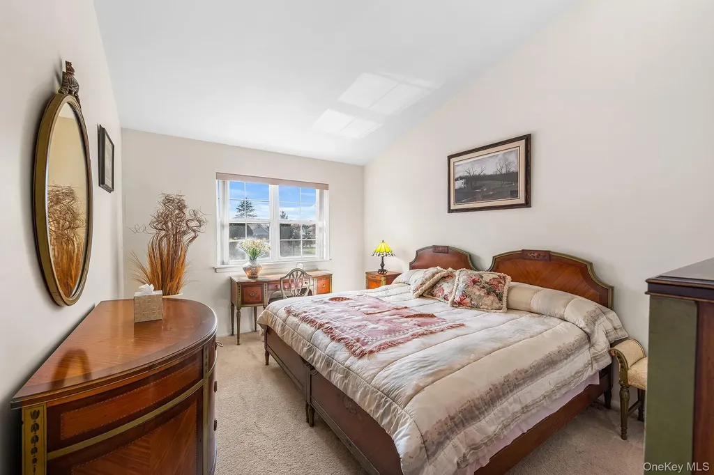1 Spruce Lane Central Islip NY 11722