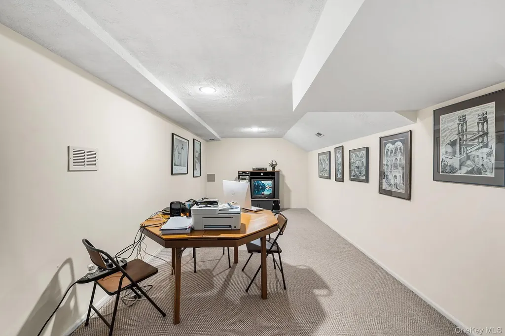 1 Spruce Lane Central Islip NY 11722