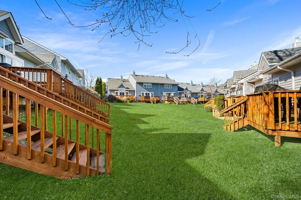 1 Spruce Lane Central Islip NY 11722