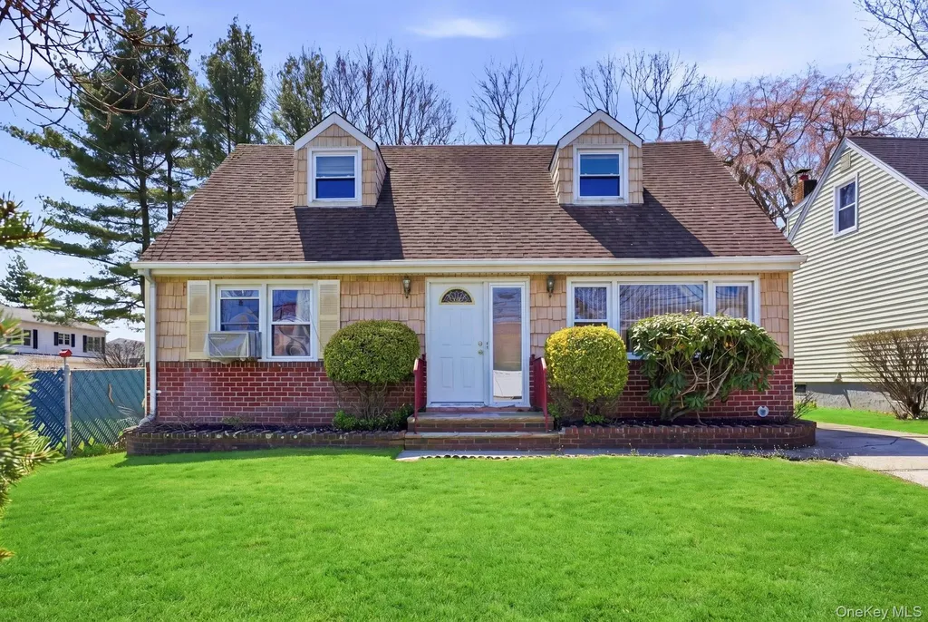 70 Deepdale Drive South Huntington NY 11746