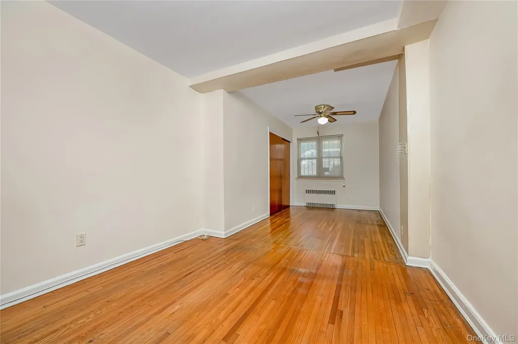 95-01 43rd Avenue Elmhurst NY 11373