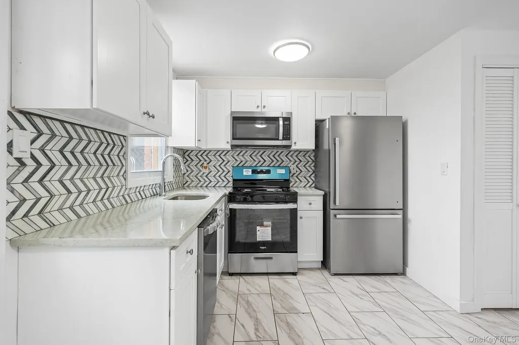 422 Autumn Avenue Brooklyn NY 11208