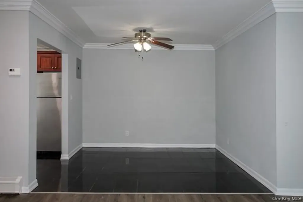 37 Elliot Place Smithtown NY 11787