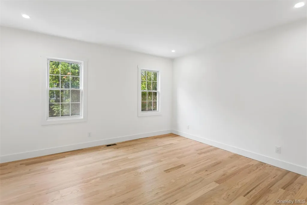 449 W Beech Street Long Beach NY 11561