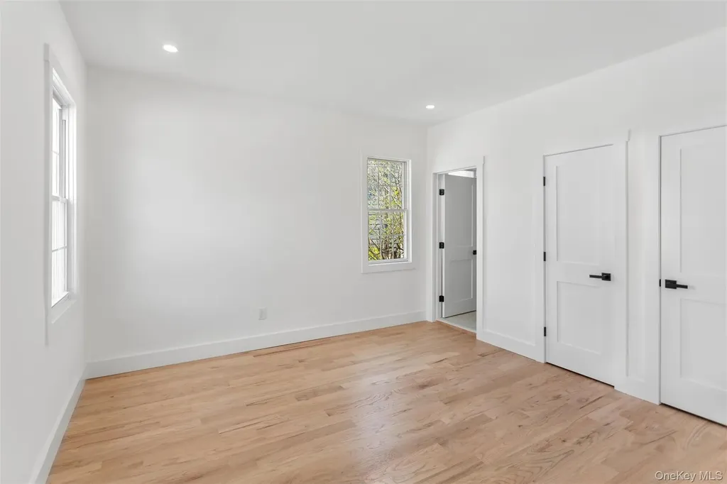 449 W Beech Street Long Beach NY 11561