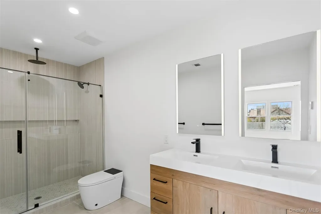449 W Beech Street Long Beach NY 11561