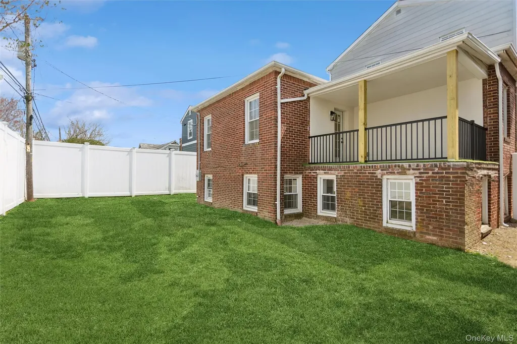 449 W Beech Street Long Beach NY 11561