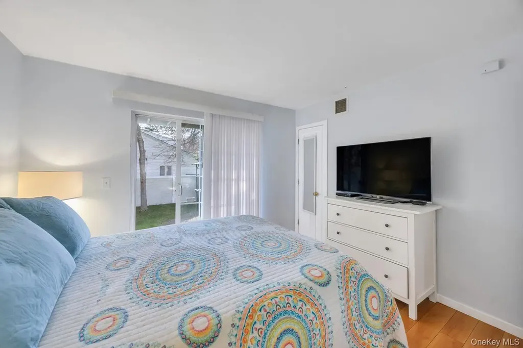 4 Jerome Street Smithtown NY 11787