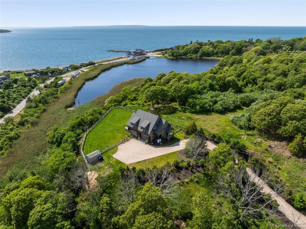 15 Edgemere Street Montauk NY 11954