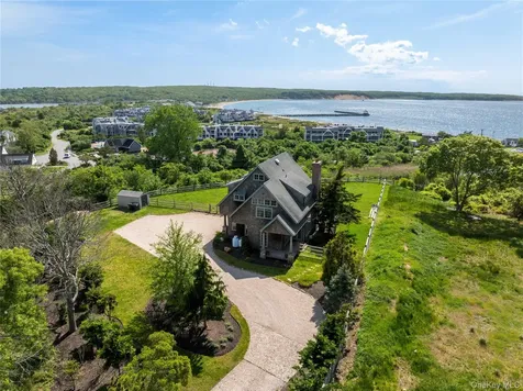 15 Edgemere Street Montauk NY 11954