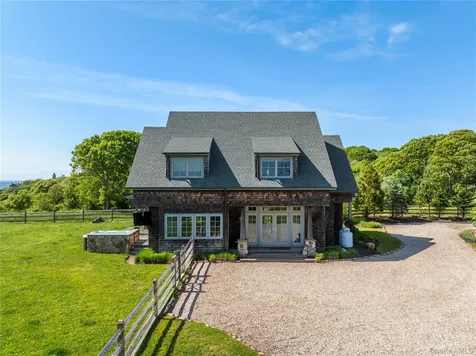 15 Edgemere Street Montauk NY 11954
