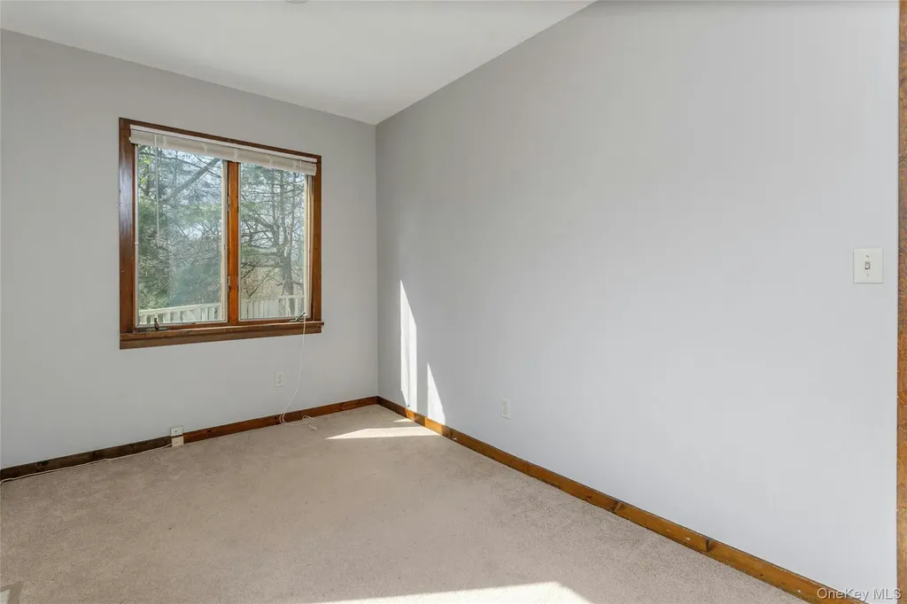 147 Stoneleigh Avenue Carmel NY 10512