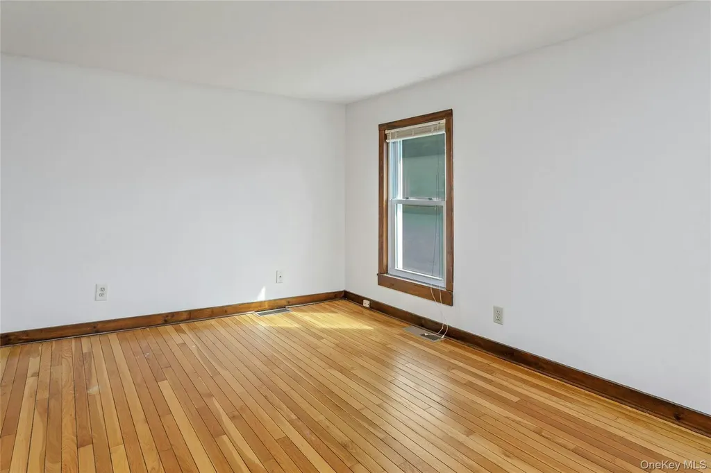 147 Stoneleigh Avenue Carmel NY 10512